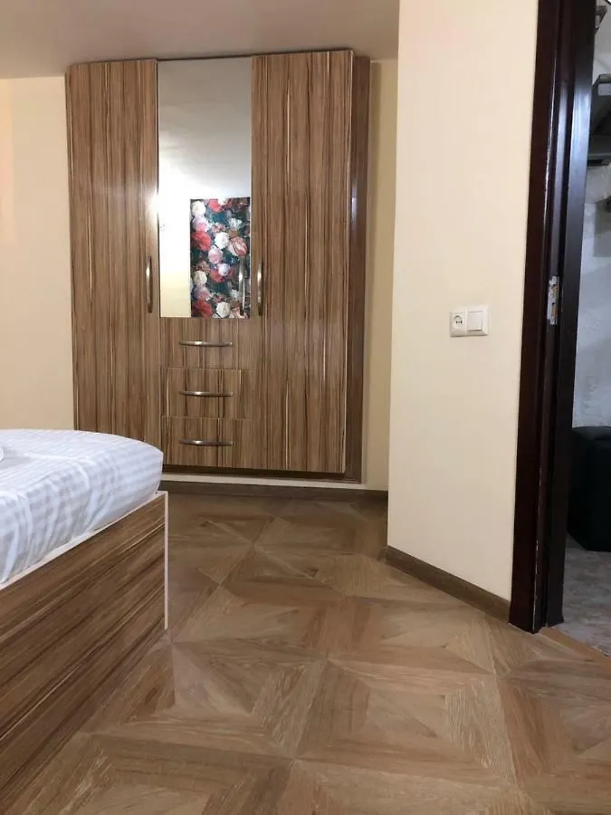 Apartment In Old Batumi